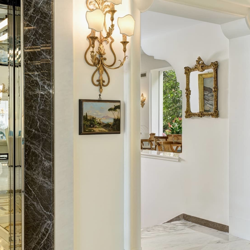 DettaglioLogoAscensoreGiardinoLobby