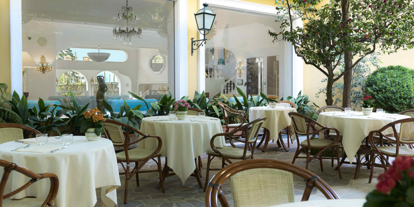 Restaurants & Bars - Grand Hotel De La Ville